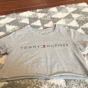 Tommy Hilfiger crop tee